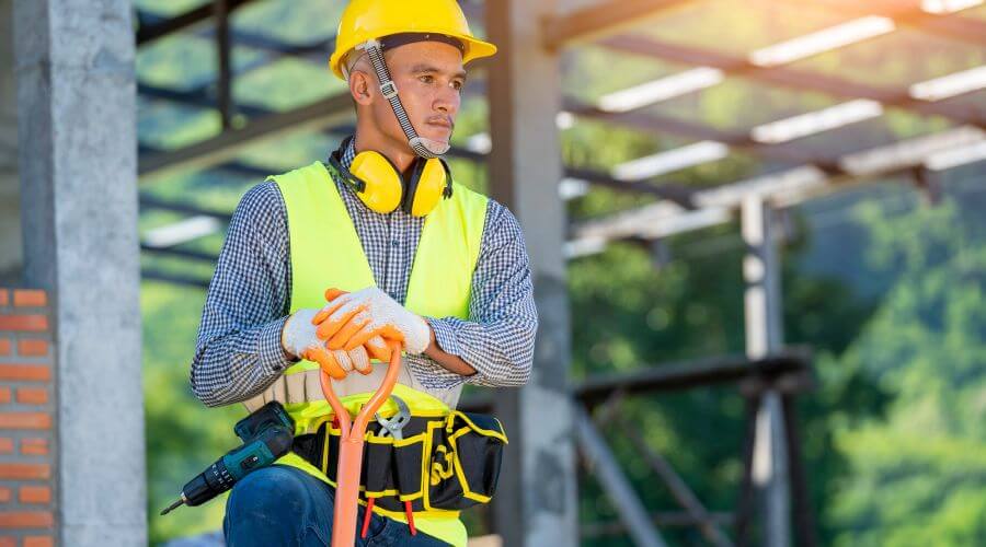 Professional gutter cleaning in Lajas, PR